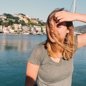 Meet your Posher, Caroline